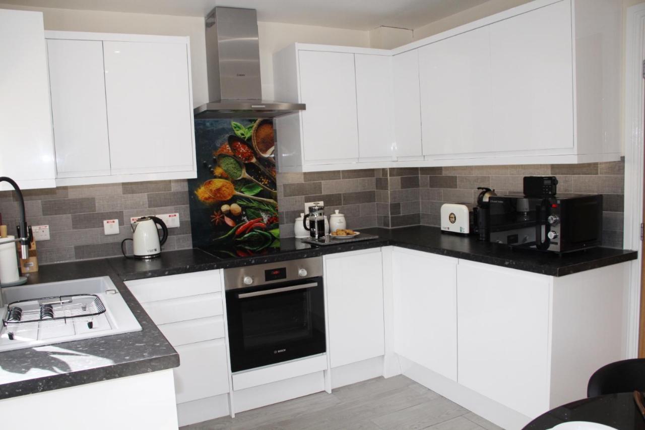 City Centre Town House With Riverside Views And Free Parking 1Bak York Esterno foto